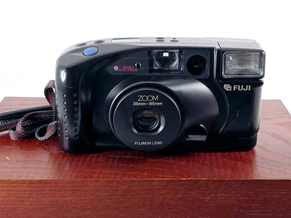 🌸[Near MINT] Fuji Zoom Cardia 900 Date Point & Shoot 35mm Film Camera Japan - Image 1 of 4