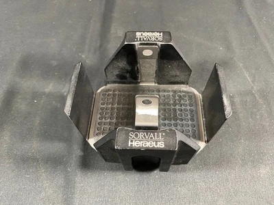 Cubo oscilante centrífuga DUPONT SORVALL Heraeus para microplacas 75006449 A Foto 1 de 4