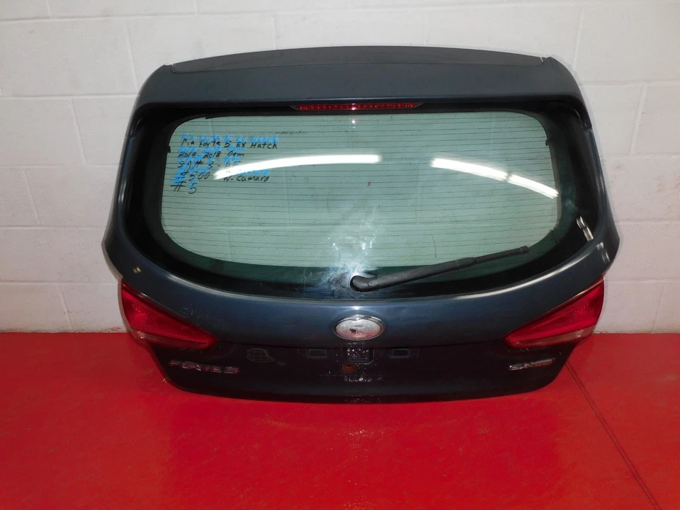 2014 2015 2016 2017 2018 KIA FORTE 5 EX HATCH LIFTGATE OEM WITH CAMARA Foto 1 de 4