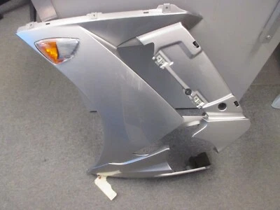 YAMAHA 2010 FJR1300 LEFT COWLING / GOOD USED Foto 1 de 4