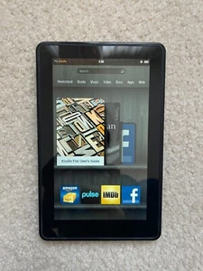 Amazon Kindle Fire (1st Generation) D01400 8 GB 7" WiFi - Black - Picture 1 of 3