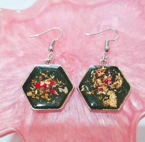 Black pressed flower Hexagon Resin Earrings, Glitter, handmade - Picture 1 of 8