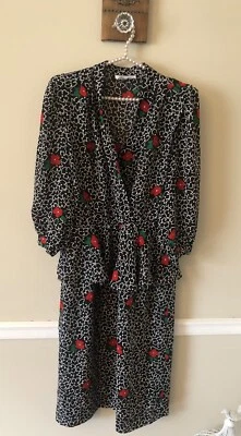 Vestido floral vintage Leslie Fay feminino tamanho 12 preto branco vermelho manga 3/4 - Imagem 1 de 4