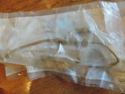 Chevrolet K30 1982 diestro tubo secundario de inyección de aire-GM #357106/AC Delco #219-285 Foto 1 de 2