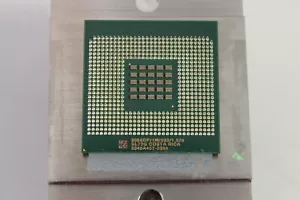 DELL M1938 3.06GHZ CPU PROCESSOR WITH HEATSINK INTEL SL72G XEON - Picture 1 of 3
