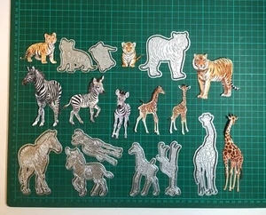 Safari Animal Family Die Sets - Tigers - Giraffes - Zebras - Picture 1 of 11