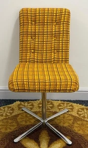 Swivel office chair in original fabric - Picture 1 of 4