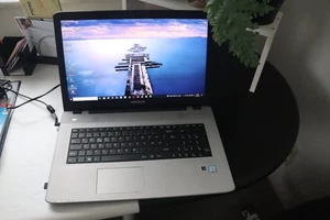 notebook medion akoya - Bild 1 von 4