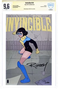 Invincible #144B Walker Variant CBCS 9.6 SS Ottley 2018 24-357B160-006 - Picture 1 of 2