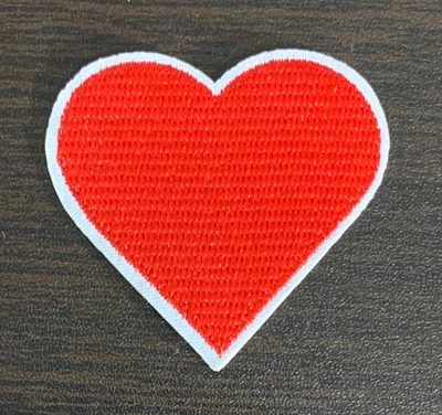 Игральные карты сердце вышитый утюг на нашивке - Изображение 1 из 4