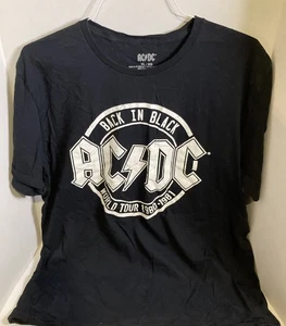 Shirt Adult AC/DC Back in Black Front Graphic Live World Tour 1981 Repro Medium - Picture 1 of 1