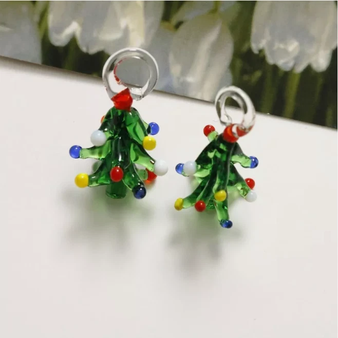 10pcs 3D Green Christmas Tree Xmas Glass Lampwork Charm Pendants 28x18mm Beads - Image 1 of 2