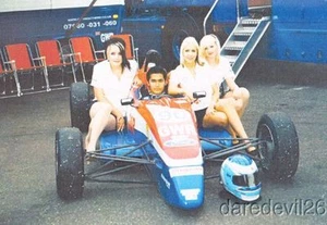 Postal en blanco GWR Formula Ford Grid Girls 1990 - Imagen 1 de 1
