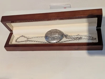 Antique Sterling Silver Locket Necklace NBS Birmingham 1928 with Chain & Box - Image 1 of 4