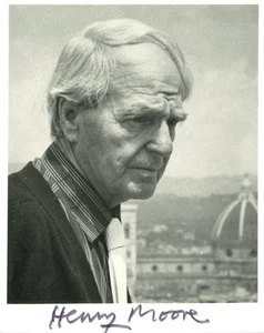 Rare Henry Moore Signed Photo - Picture 1 of 1