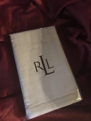 RALPH LAUREN  PENTHOUSE  JACQUARD CREAM  STANDARD PILLOWCASES  RARE  - Image 1 of 3