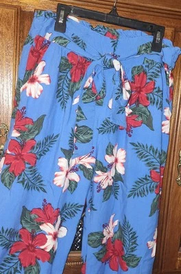 Guess High Waist Blue Tropical Red White Floral Print Casual Dress Pants M - Image 1 of 4