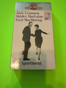 The Apartment (VHS, 1988) Sealed New Lemmon MacLaine Classic Free Shipping - Picture 1 of 4