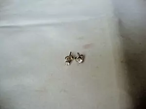 VINTAGE STERLINGSILBER 3 MM RUND BRILLANTSCHLIFF KLAR CZ KRAPPEN OHRSTECKER - Bild 1 von 10