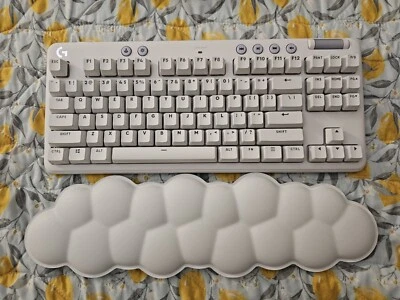 Logitech G713 Mechanical Keyboard Brown Switches - Image 1 of 2