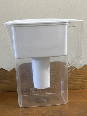 Brita Water Filtration Pitcher Dispenser Portable Everyday Model OB46/OB03 Lid - Image 1 of 4