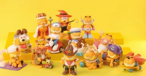 POPMART Garfield Day dream Series Blind Box Designer Toy Figures Doll - Imagen 1 de 19