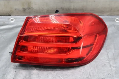 BMW M4 F80 F82 S55 2015 3,0 L OEM lado del pasajero derecho conjunto de luces traseras exteriores #1710 Foto 1 de 4