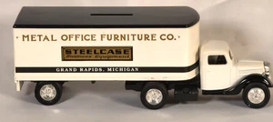 Ertl - 1937 Ford Truck Diecast Bank con llave - STEELCASE BUSINESS EQUIPMENT - Imagen 1 de 20
