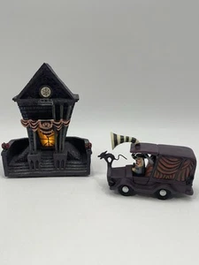 Hawthorne Village The Nightmare Before Christmas Town Hall & Mayor’s Car - Picture 1 of 24