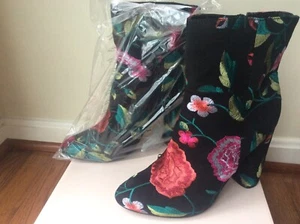 Just Fab - Booties Marguerite Black & Red~ 9 - Picture 1 of 3