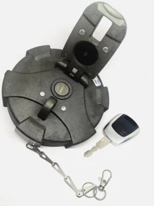 Fuel Tank Cap Fit For Hyundai 32M9-02130 R-9 Excavator 21Q4-00090 - Picture 1 of 6