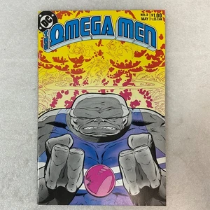 Omega Men #2 Mai 1983 DC Comic Book Action Sci-Fi Superhero Issue - Bild 1 von 13
