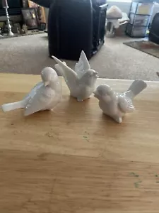 Vtg Trio Of White Song Bird Figures French Country- OMC- Japan - Picture 1 of 21