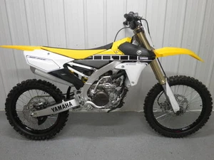 NEW 2014 - 2016 Yamaha YZ250F OEM Silencer 1SM-14750-90-00 Exhaust Muffler - Picture 1 of 4