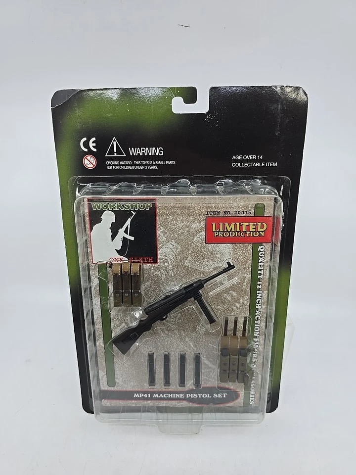 Yellow Submarine WWII German Mp41 Machine Pistol Set