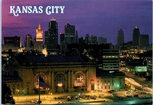 Kansas City Union Station and Skyline at Dusk, Missouri Postcard - Picture 1 of 2