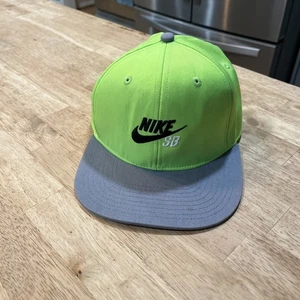 Nike SB Skateboard Neon Yellow Black Gray Snapback Youth Adjustable - Picture 1 of 5