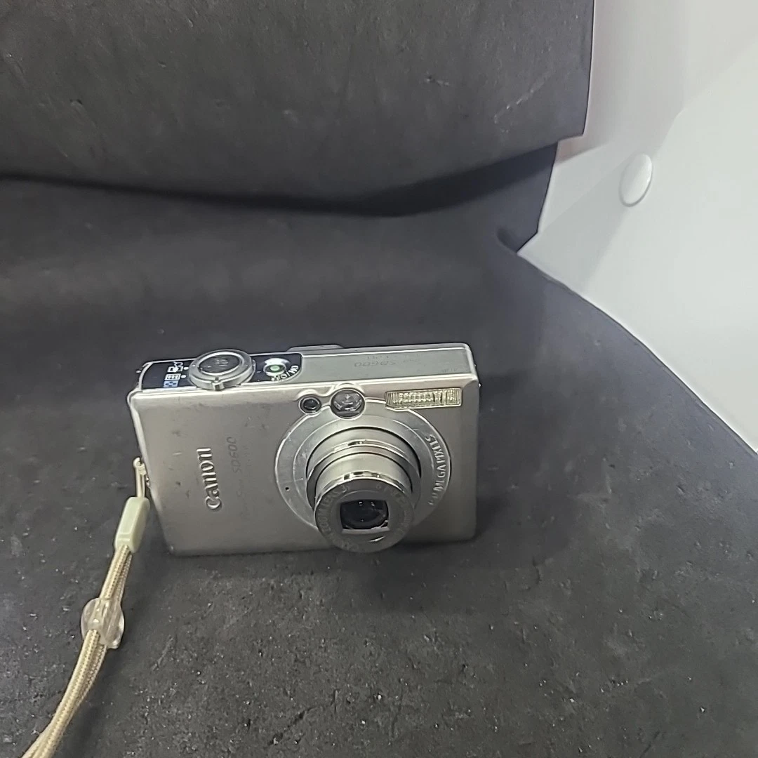 キャノン　Canon PowerShot SD600 ジャンク　デジタルカメラ キャノン Canon PowerShot SD600 ジャンク デジタルカメラ