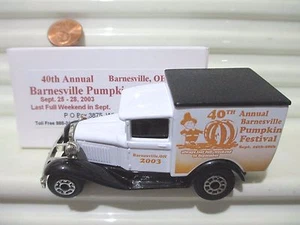 Matchbox 2003 40th BARNESVILLE OH Pumpkin Festival Werbemodell A Ford Van - Bild 1 von 5