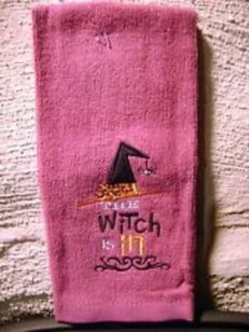 Halloween "Die Hexe ist drin" Fingerspitzentuch - Bild 1 von 1