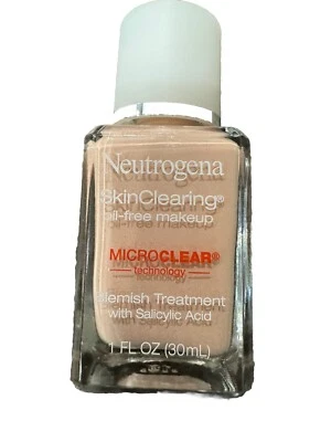 NEUTROGENA SKIN CLEARING OIL FREE MAKEUP 20 NATURAL IVORY - Image 1 of 4