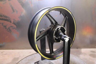 15-19 Honda Cbr300r Cbr 300 Rear Wheel Rim - Imagem 1 de 4