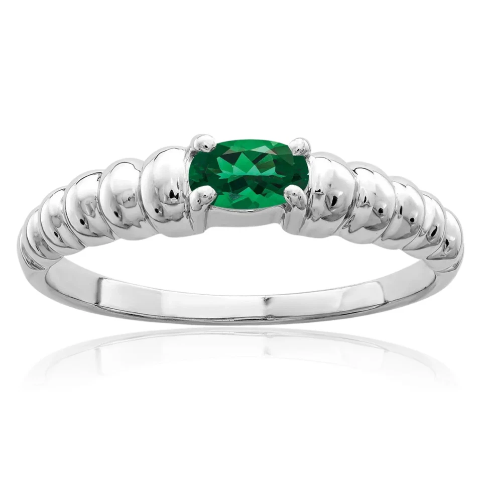 14K Solid White Gold Oval Mount Saint Helens Helenite Solitaire Ring - Image 1 of 1