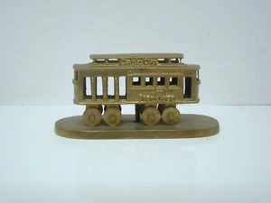 TRAMWAY - CABLE CAR - SAN FRANCISCO - SOUVENIR EN LAITON - MADE IN INDIA - - Picture 1 of 5