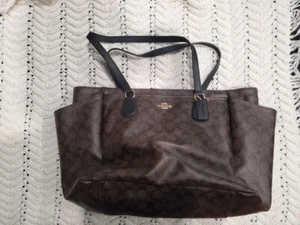 Coach Signature Baby Diaper Bag/ Multi Purpose Large Saddle Bag/ Handbag /Purse - Picture 1 of 6