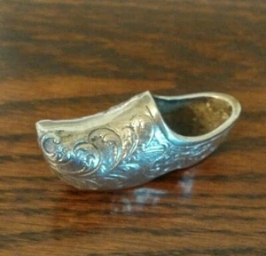 Antique Miniature Dutch Shoe Solid Silver Embossed Scroll Design Netherlands - Picture 1 of 6