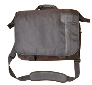 Lowepro Classified 200 AW Camera Shoulder Messenger Bag Black 15”x11”x6” Nylon - Picture 1 of 7