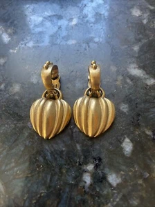 Vintage Amali Dangle Drop Clip On Earrings - Picture 1 of 3