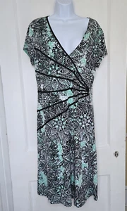 Connected Short Sleeve V-neck Midi Dess Blue Black White Floral Design Size 16 - Picture 1 of 10