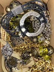 BOHO Junk Jewelry Lot - Vintage- Mod Wear, Parts, Repair - Picture 1 of 7